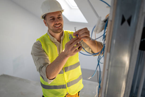 Best Licensed Electrician  in Great Neck Plaza, NY